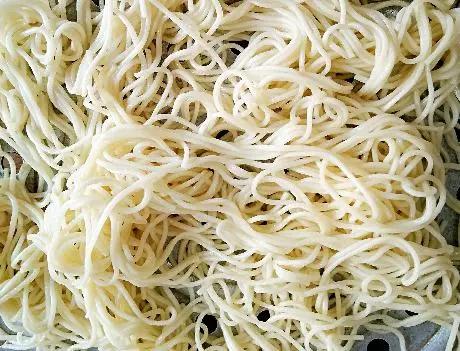 武汉热干面麻酱的调制,正宗武汉热干面麻酱的调制方法