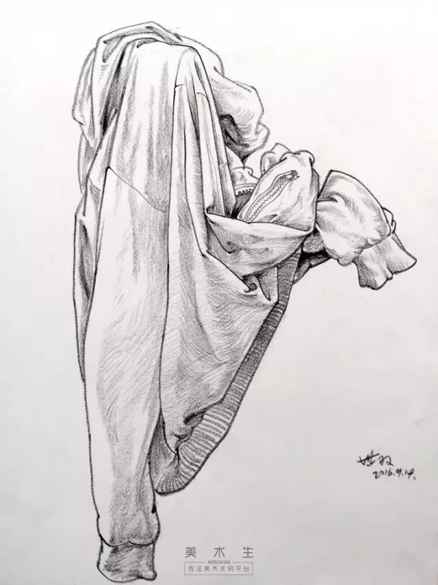 大块衣褶画法,衣褶不好看