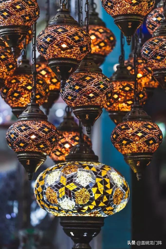 *疆新**往西，这片神奇的处女地，去一次相当环游大半个世界！