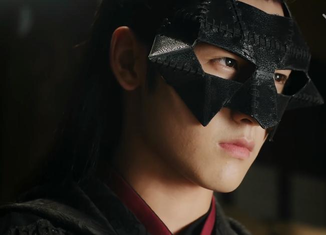 又亲又咬还“壁咚”!《花好月又圆》路子野,“先婚后爱”太上头