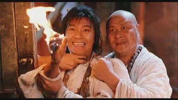 曾是周星驰的黄金配角红极一时,周星驰历任演员