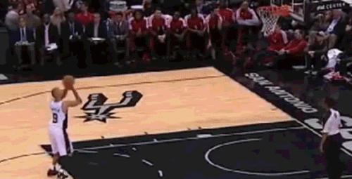 海爷罚球,帕克罚球视频完整版