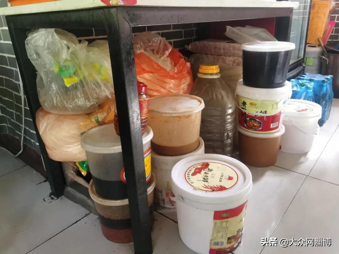 曝光餐饮后厨脏乱差违法吗,曝光滨州多家餐饮店上黑榜