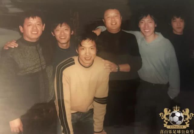 津门铁闸——绿茵情节