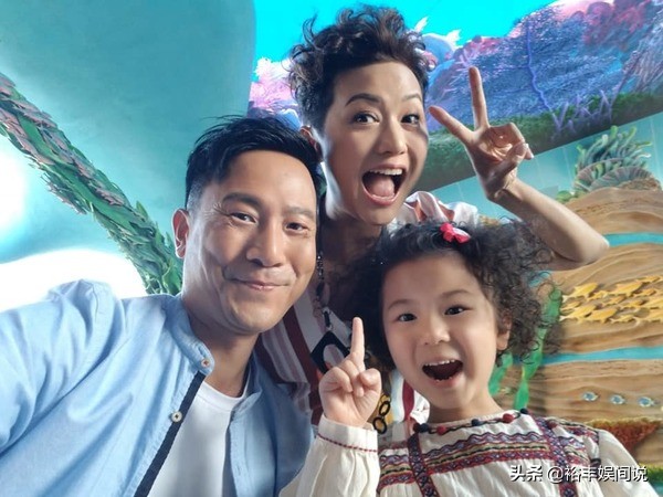 TVB“绿叶王”捱足28年无回报，离巢后红遍海外，揭港剧下降原因