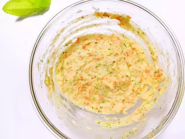 胡萝卜鳕鱼蒸糕宝宝辅食不加鸡蛋,鳕鱼蒸时蔬的配方