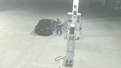 搞笑gif嫂子包饺子,搞笑gif姑娘你这次真的是玩过头了