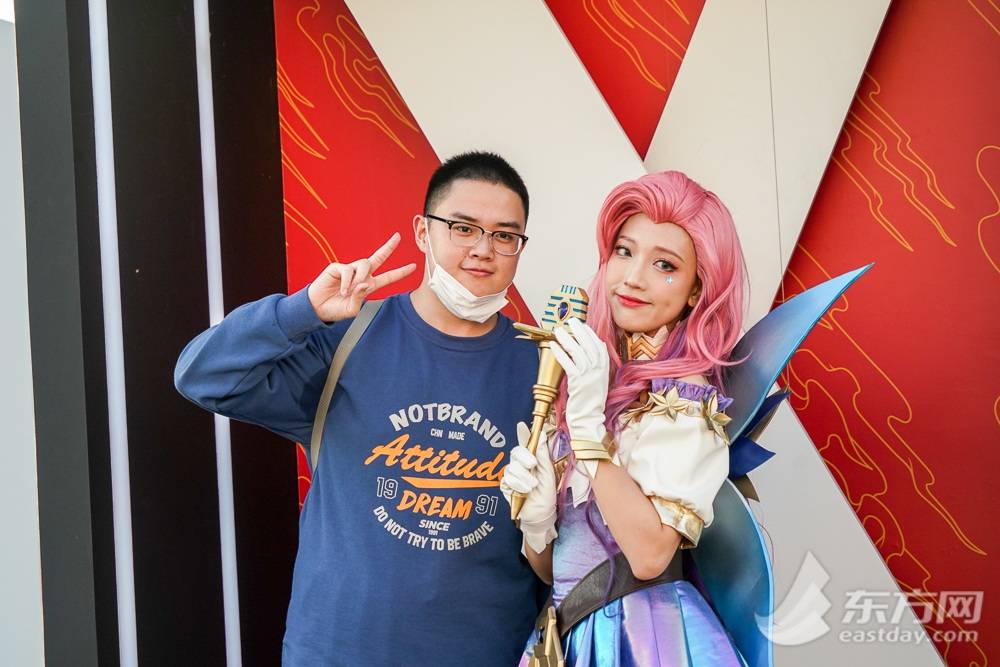 s10总决赛演播室,s10五星对决