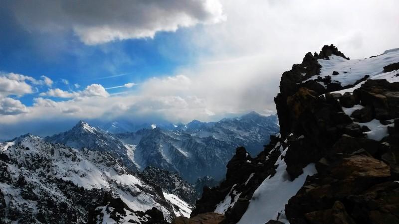 带上UL从狼塔C回家