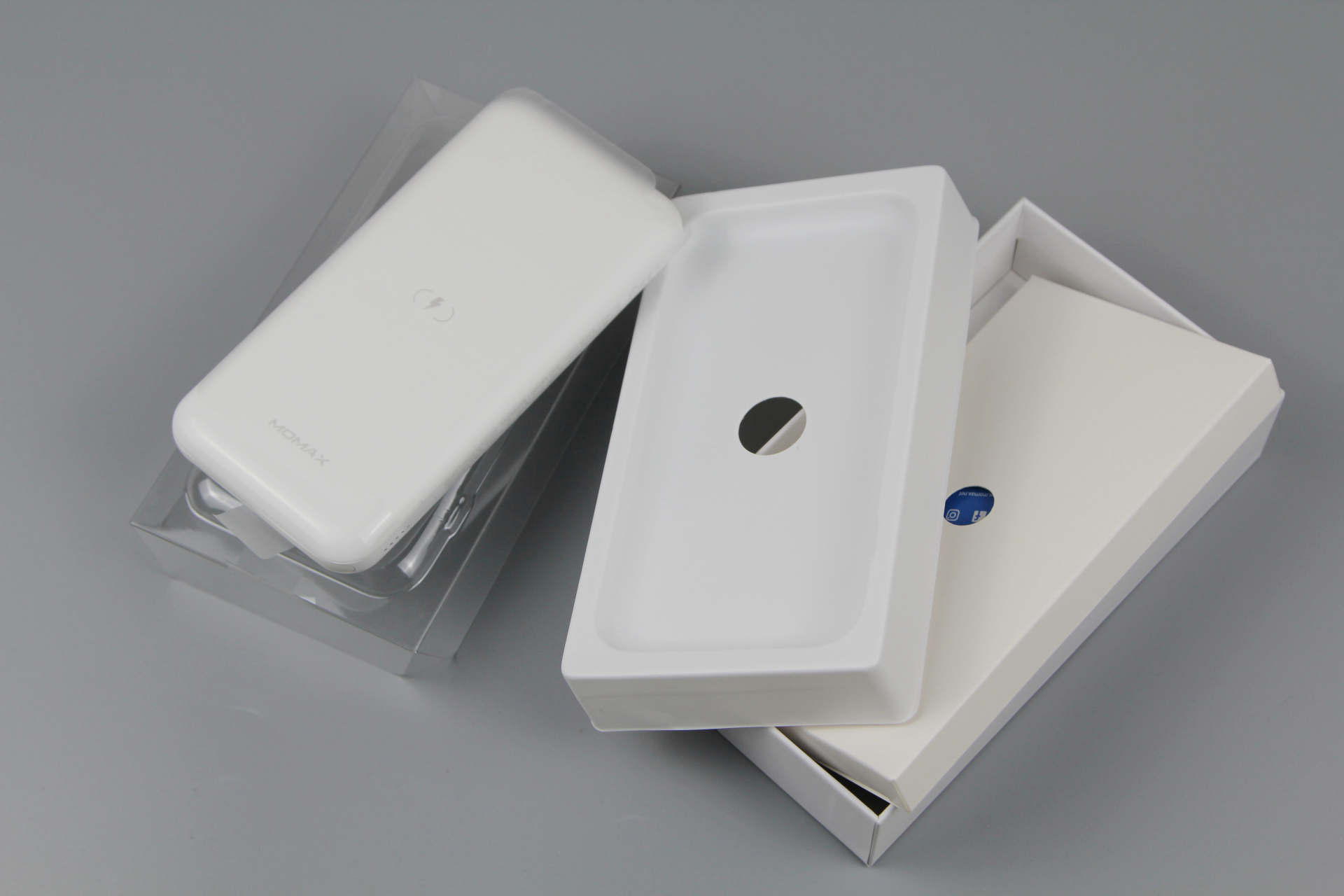 摩米士移动电源测评,摩米士轻奢无线电源