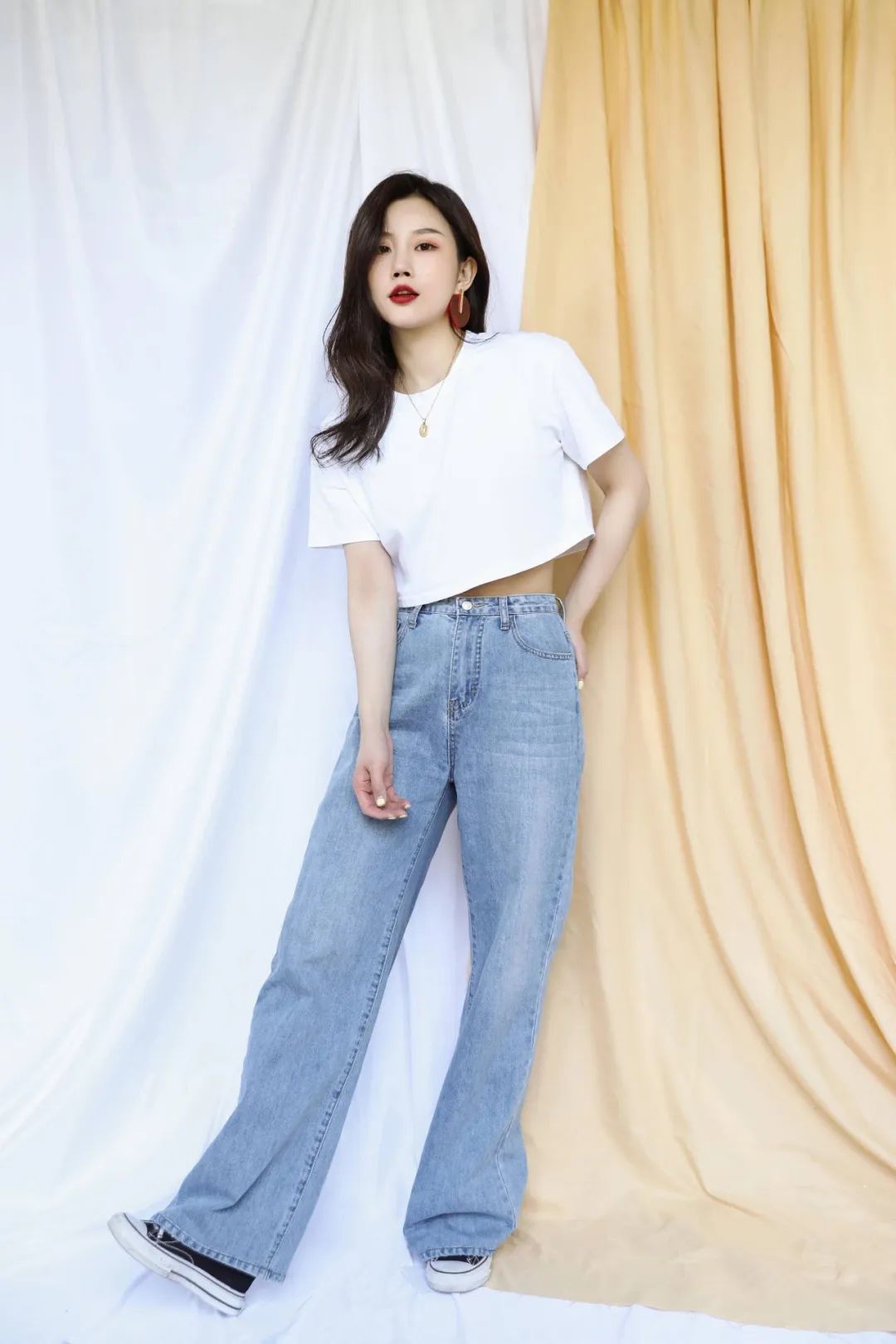 腿不直腿粗胯宽推荐几号裤子,胯宽腿粗适合穿什么裤子显瘦