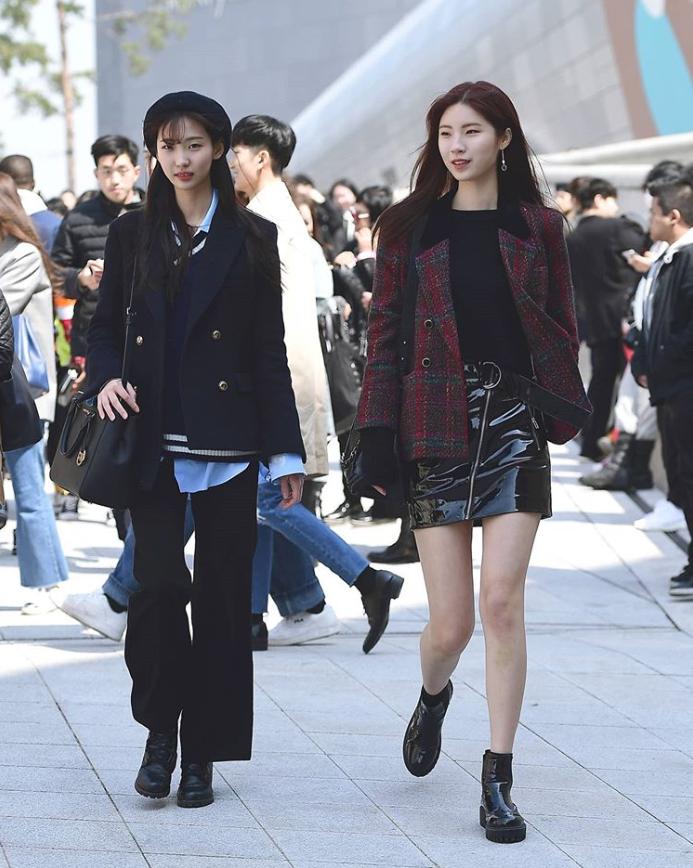 韩国女生ins西装搭配,看韩国美女街拍示范西装搭配