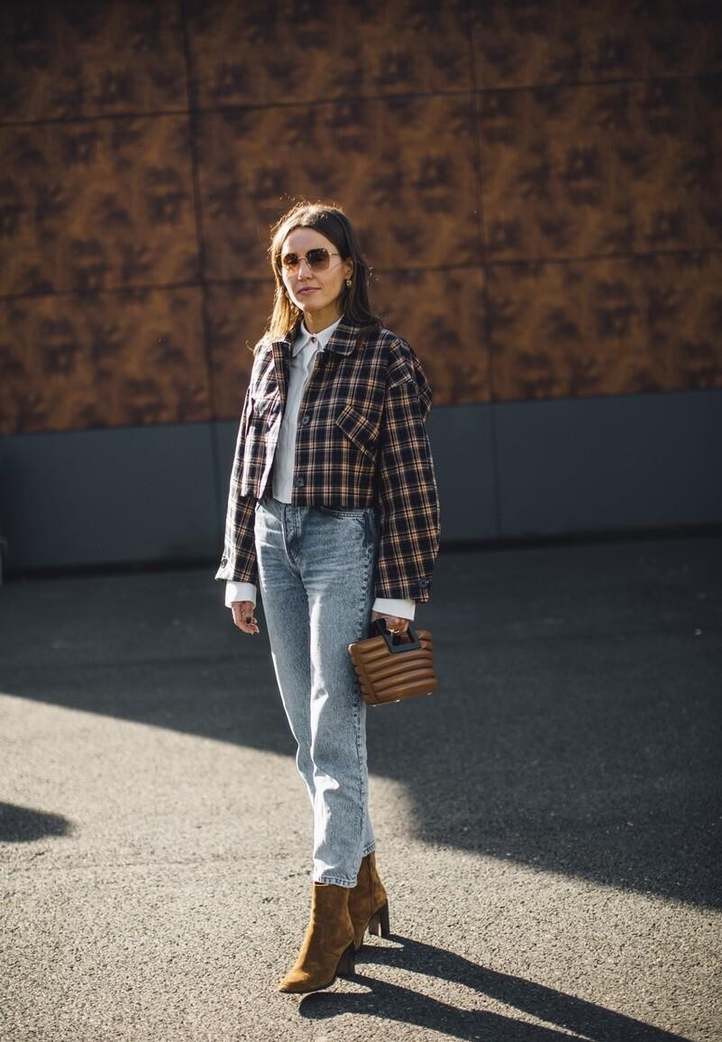 格子短外套怎么穿时尚洋气,休闲气质百搭款双面穿外套