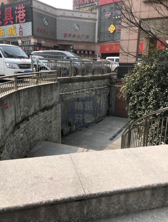 房价暴跌为什么企业会破产,房价下跌有哪些企业破产