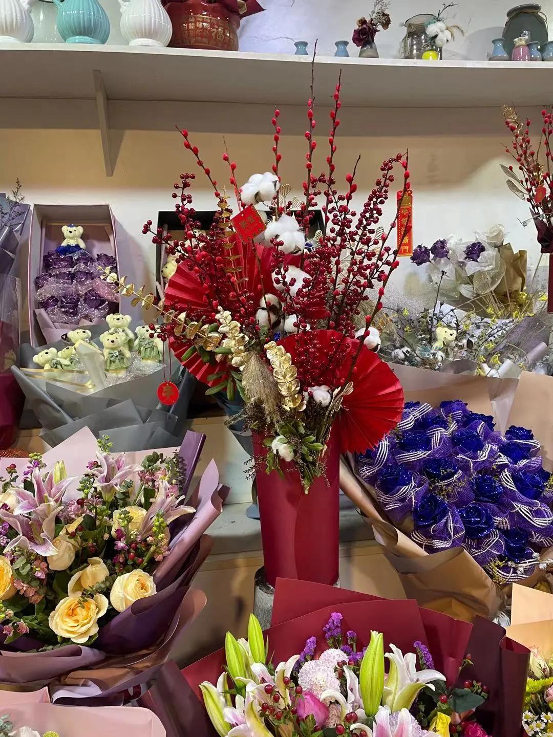 实拍青岛花卉市场！你每年都会选购哪些品种的年宵花呢？