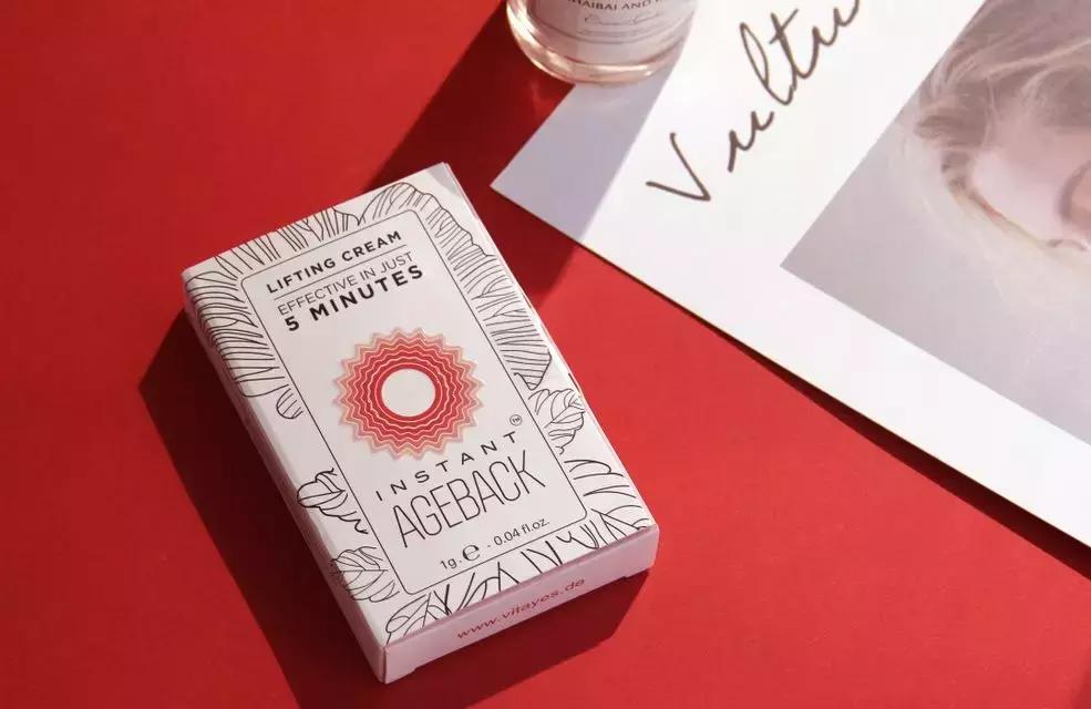 补水保湿淡化黑眼圈眼袋,黑眼袋黑眼圈用什么护肤品消除