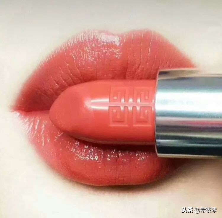 这根口红随便涂都美死了好嘛!我真怕抢不到!
