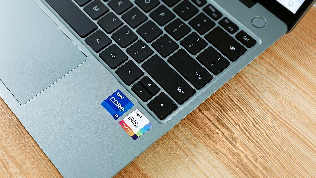 华为电脑matebook13s办公使用技巧,一碰即传华为matebook13评测