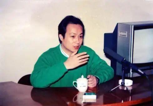 罗京逝世18年妻子嫁富商,罗京去世11年妻子携子改嫁富商