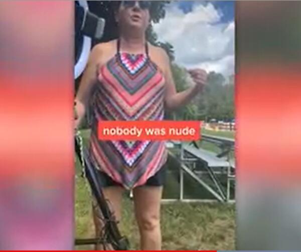 拉丁美女纽约公园自拍，遭遇美国妈妈指责：遮上，我儿子在看你