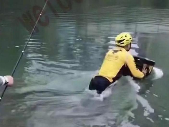 30张搞笑图片gif,笑晕过去搞笑图片