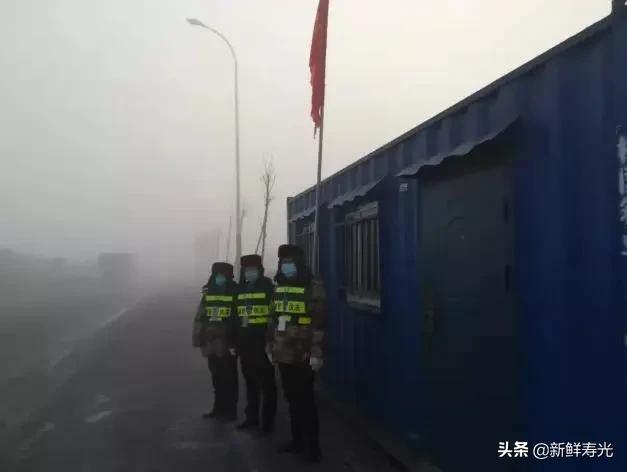 防疫一线的拼命三郎 (社区防疫一线拼命三郎)