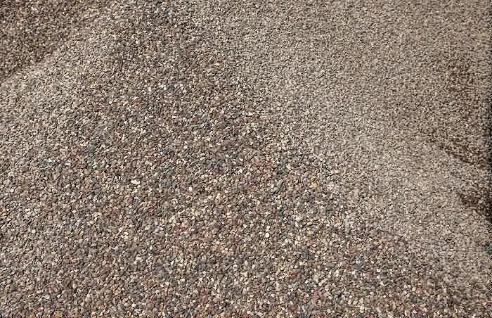 装修房子是用粗砂好还是细砂,装修选择什么样的砂子和水泥