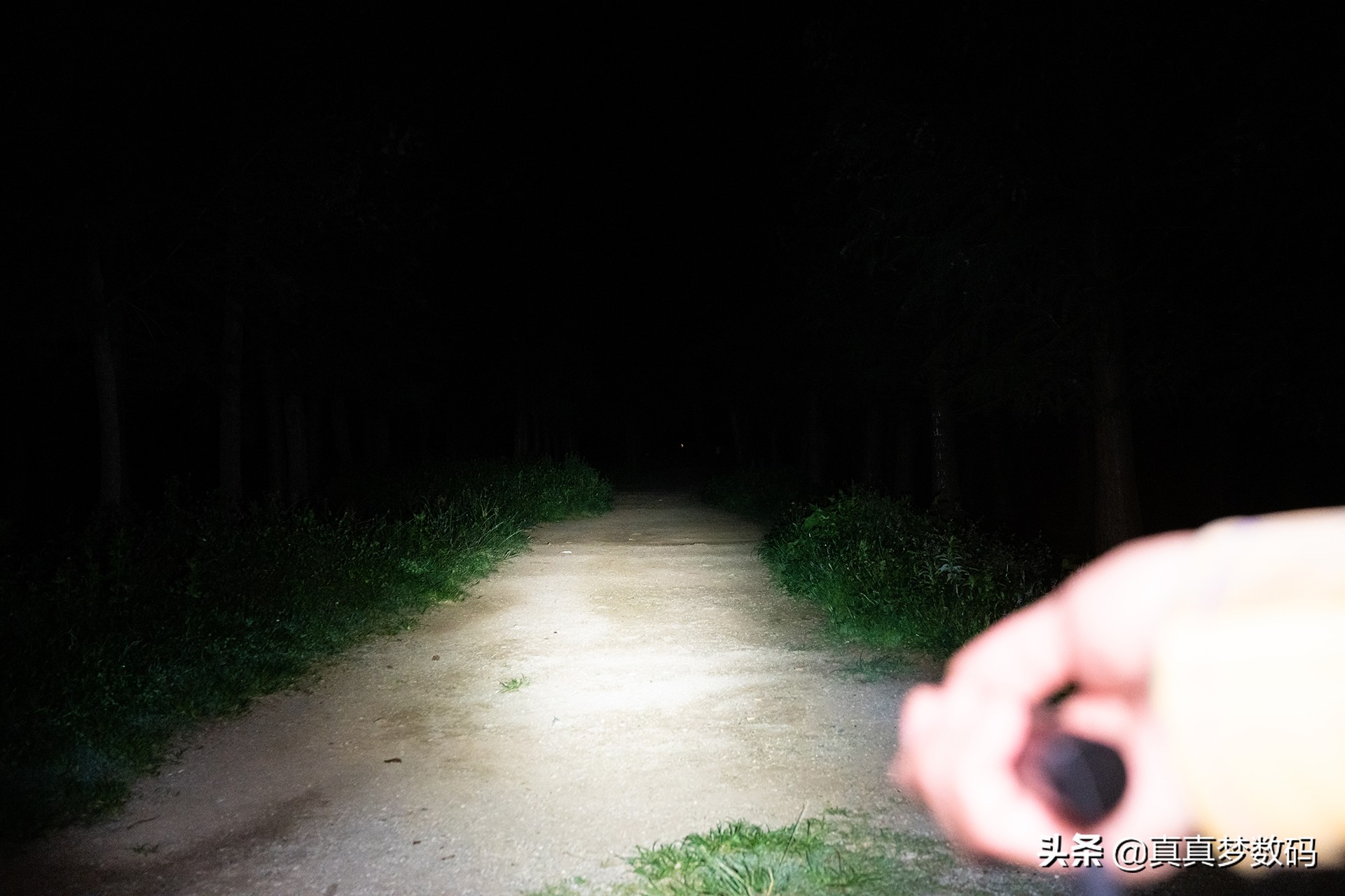 强光手电测评40个灯珠,强光手电评测推荐