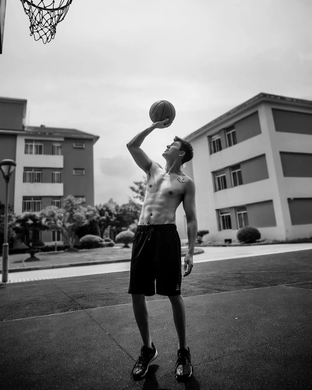 韩商言的腹肌,韩商言腹肌杀