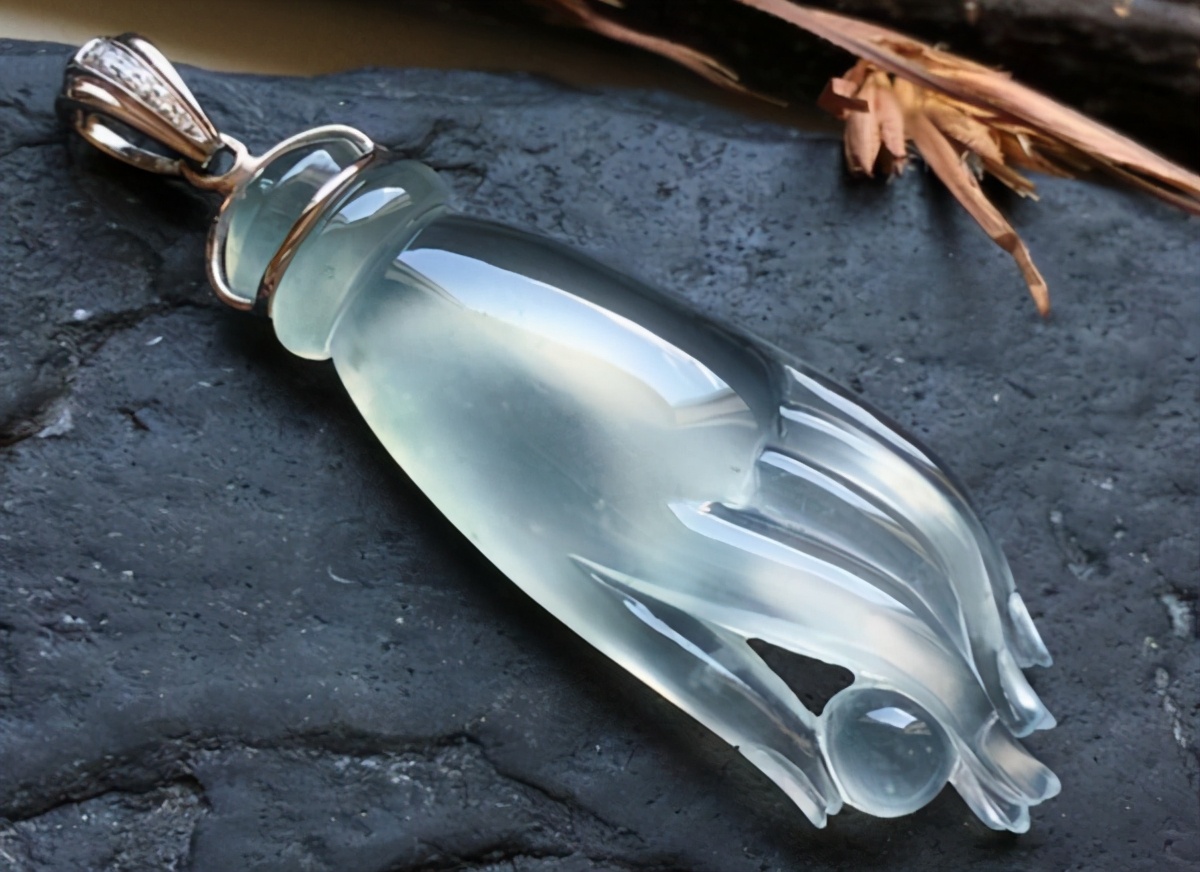 玉雕掌上明珠佛手寓意,玉雕佛手的寓意和象征是什么