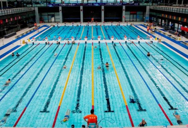 深圳大运中心体育馆封闭式,深圳大运中心体育馆游玩攻略