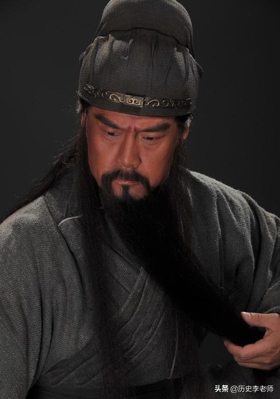 关羽在曹操口中是怎么样的,曹操为什么那么欣赏关羽
