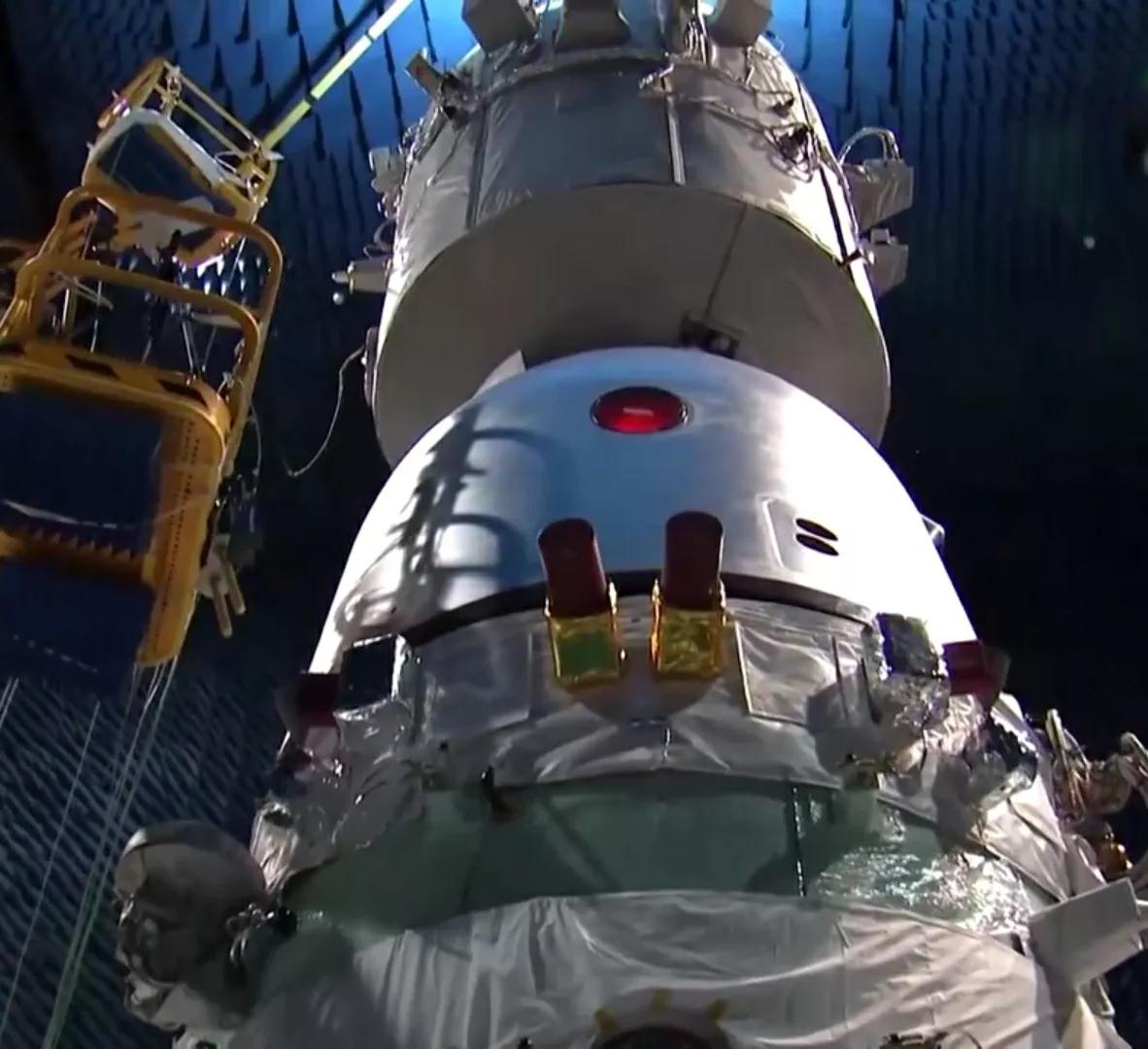 神舟飞船为什么能抗住2000度高温,极端温度挑战