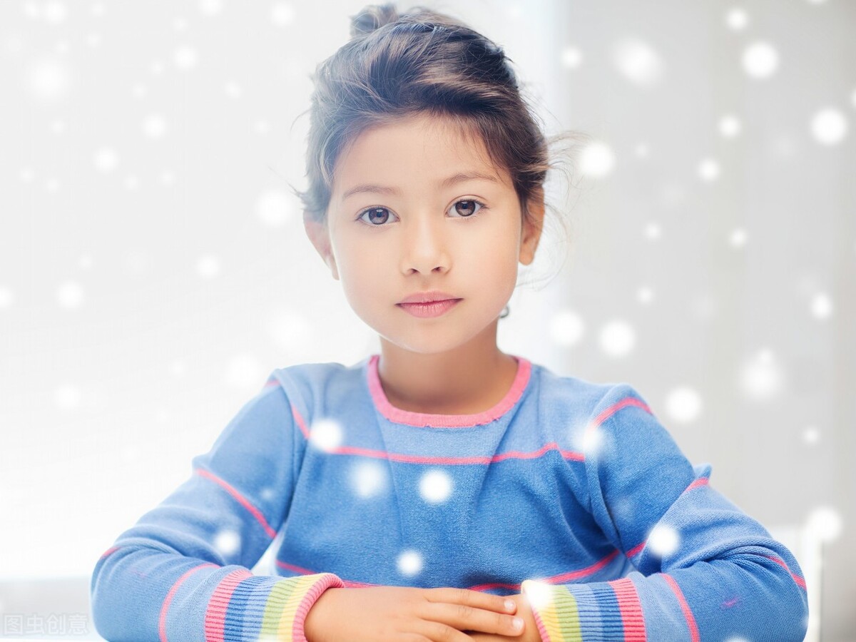 女孩名字属火的好听名字,女孩子好听的名字单个的字