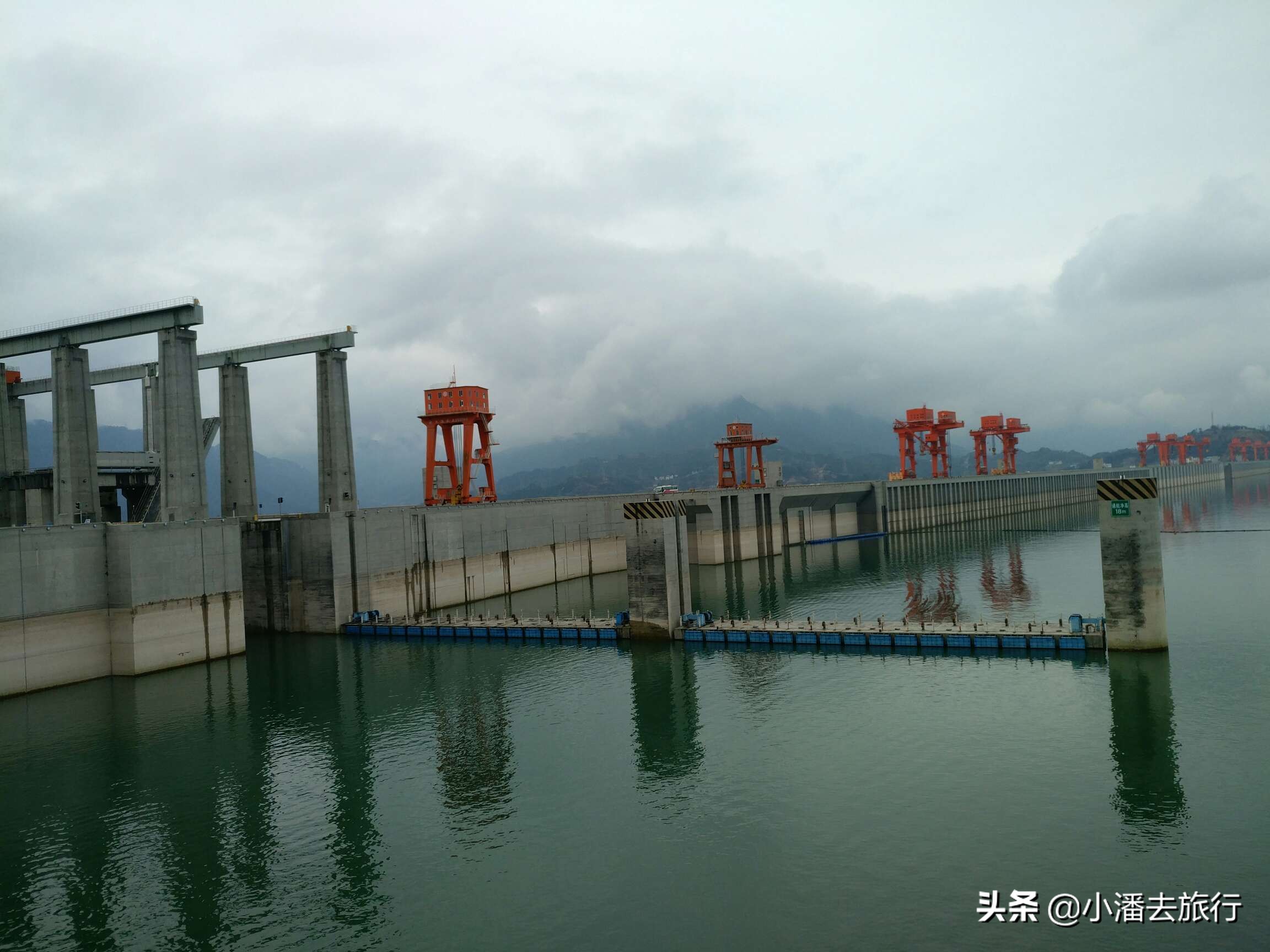 三峡豪华游轮6号是怎么样的,长江三峡黄金游轮6号线