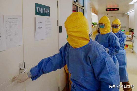 病房住着患脑梗塞的妈妈，护士女儿怕传染风险不敢进去