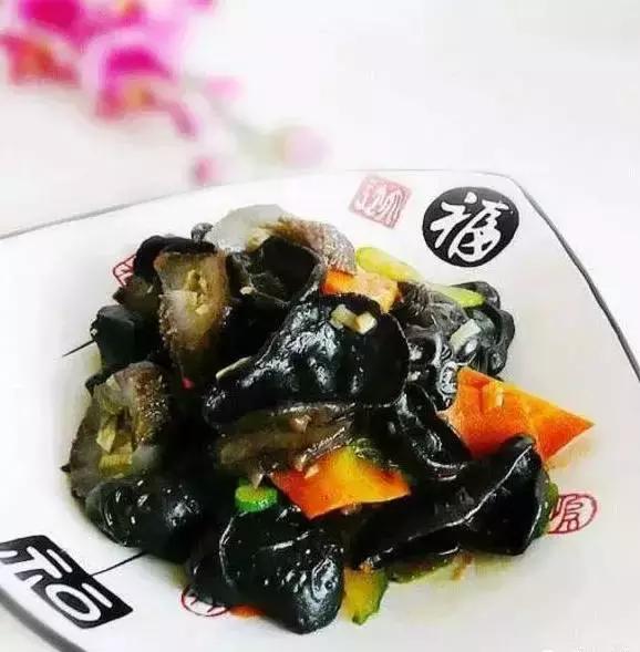 夏季怎么吃海参才清凉爽口呢,冬天海参怎么做好吃又营养