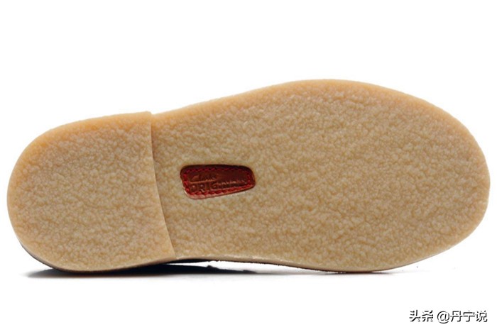 橡胶鞋底透不透气,橡胶鞋底耐不耐穿