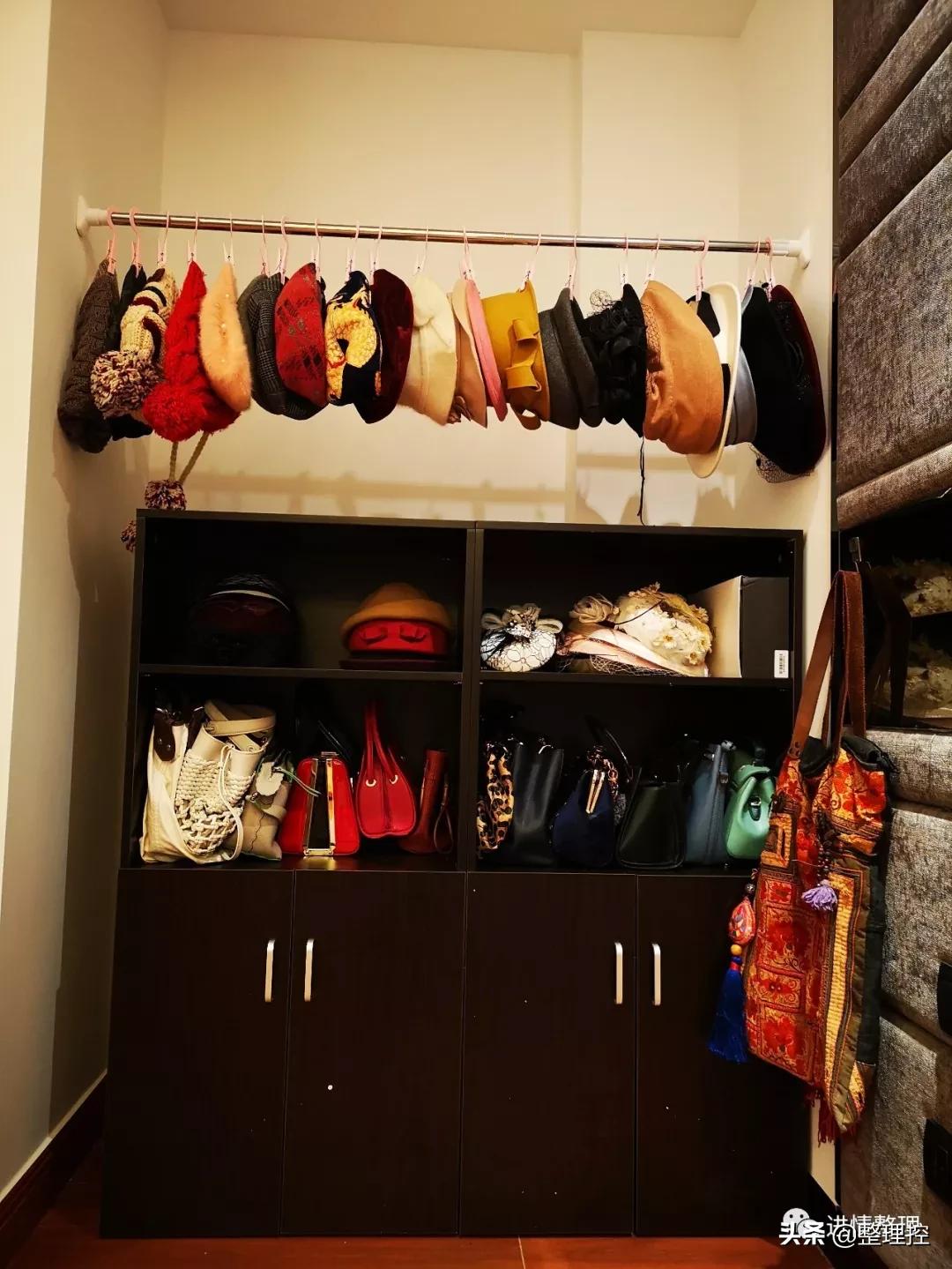 帽子围巾包包收纳方法,带帽子运动衣收纳法