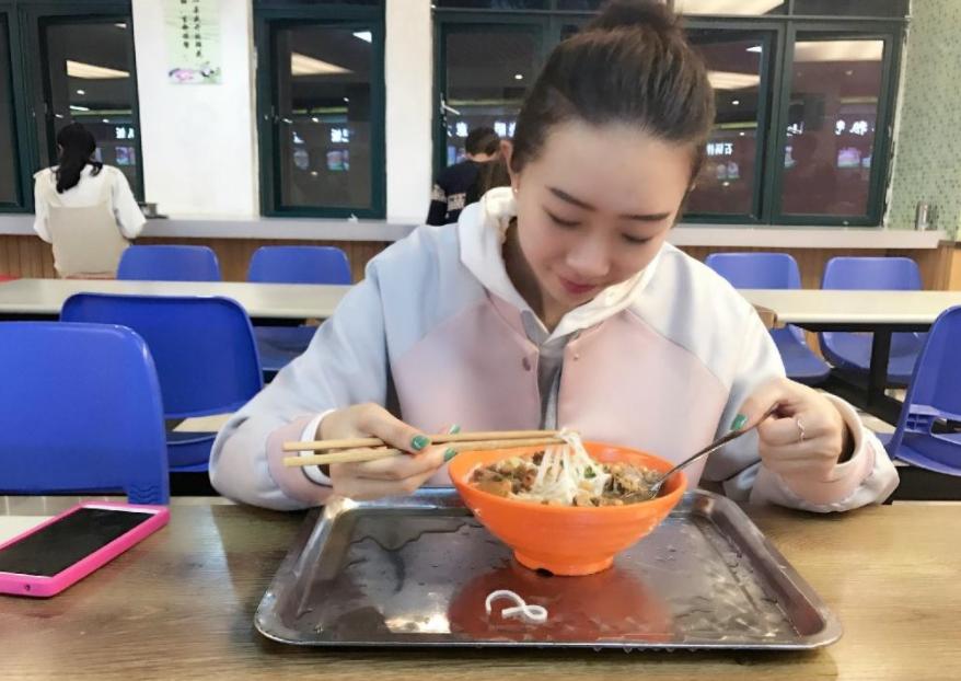 女生适合的高薪专业就业排名,女生就业前景好的薪资高的专业