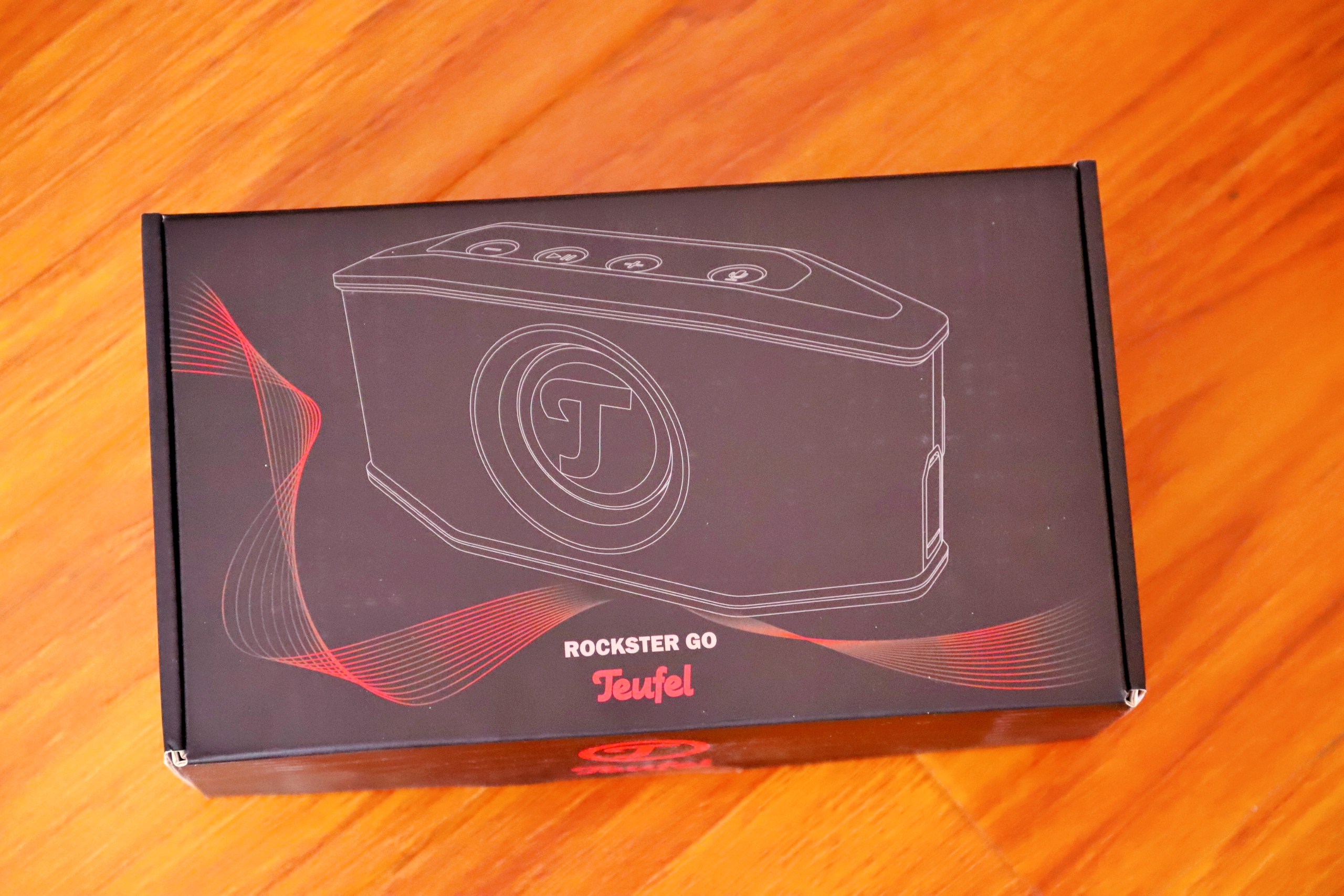 德斐尔小魔盒音质最新评测,jblflip5音箱评测和德斐尔小魔盒