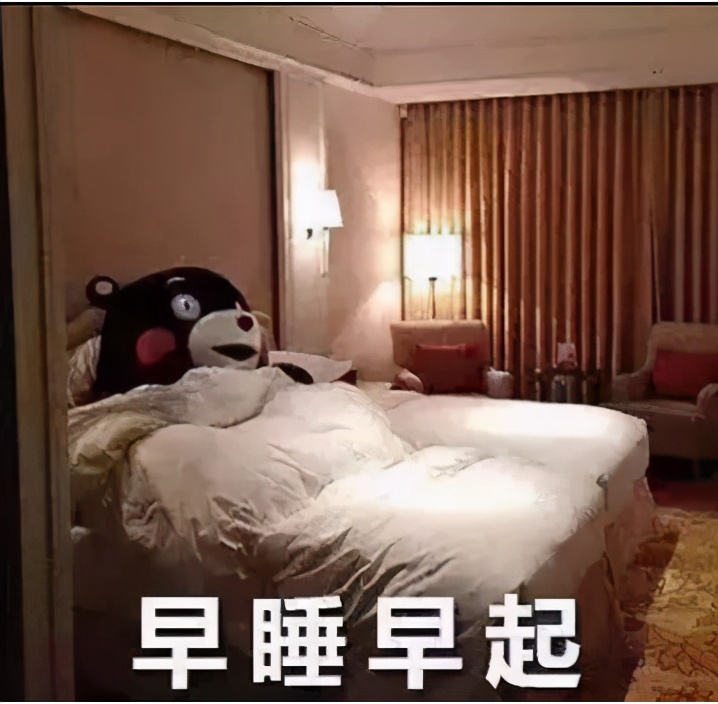 大学生放寒假为什么有的在学校,大学生放假回家待在家里被嫌弃