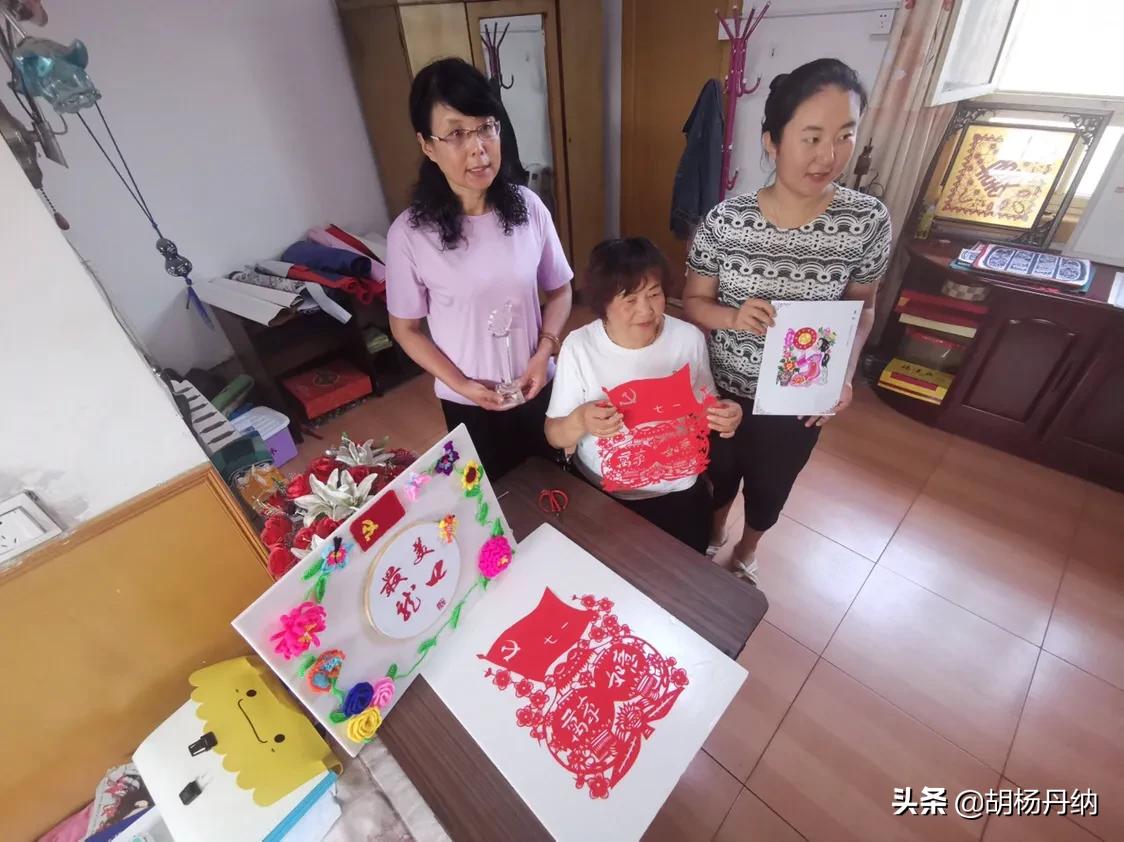 龙口市三位民间艺人向“七一”献礼