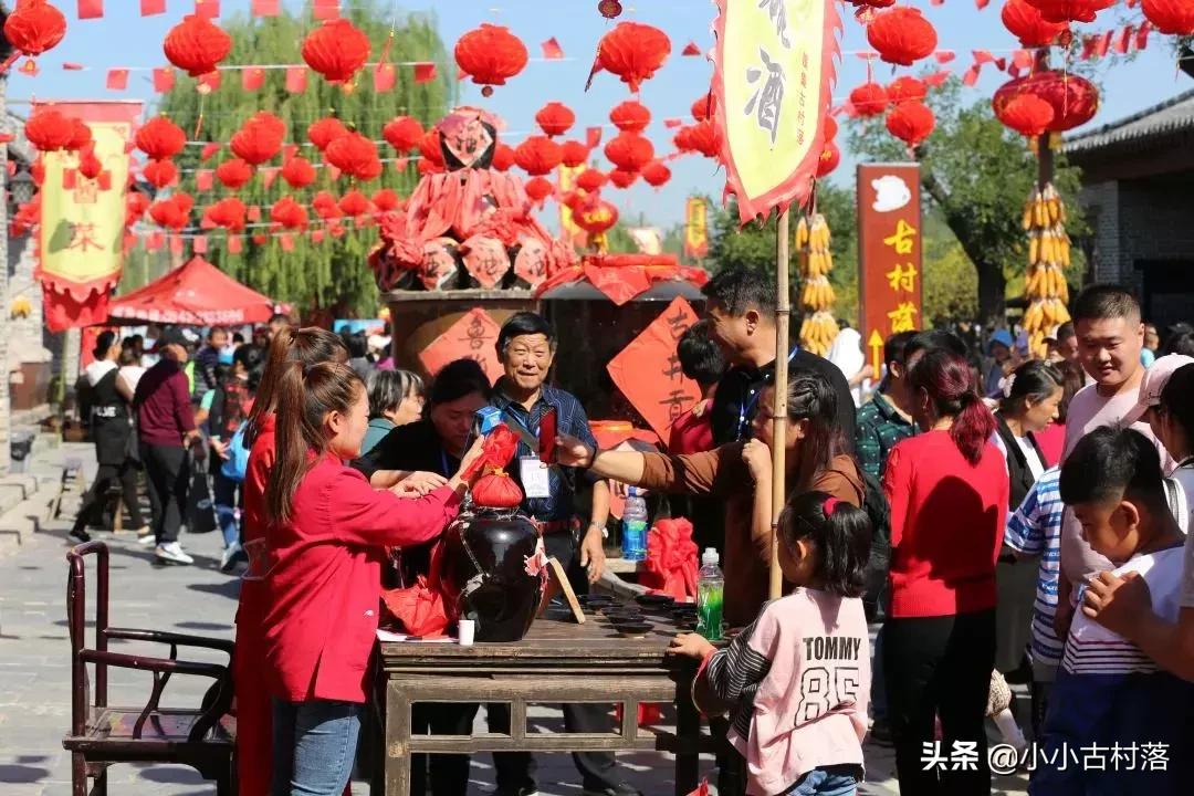 今年花灯庙会在哪里 (山东庙会花灯哪里好玩)