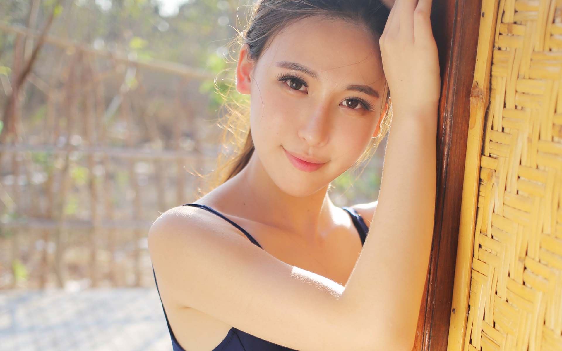 嫁给一个啃老男,嫁了个啃老男