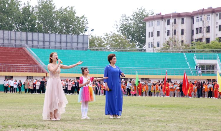 名校就是不一样，许昌市建设路小学2019年春季运动会开幕式美爆了