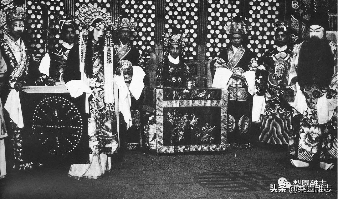 梅兰芳的京剧宇宙锋,1949年梅兰芳宇宙锋演出片段