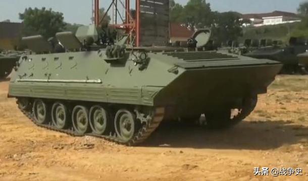 中国装备畅销非洲！尼日利亚前脚刚买枭龙，后脚喜提大批89式