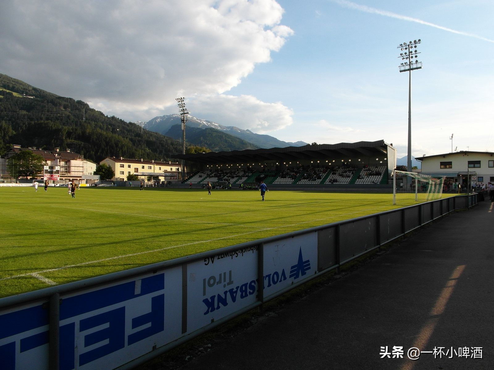 欧洲小国足球联赛,欧洲小球场