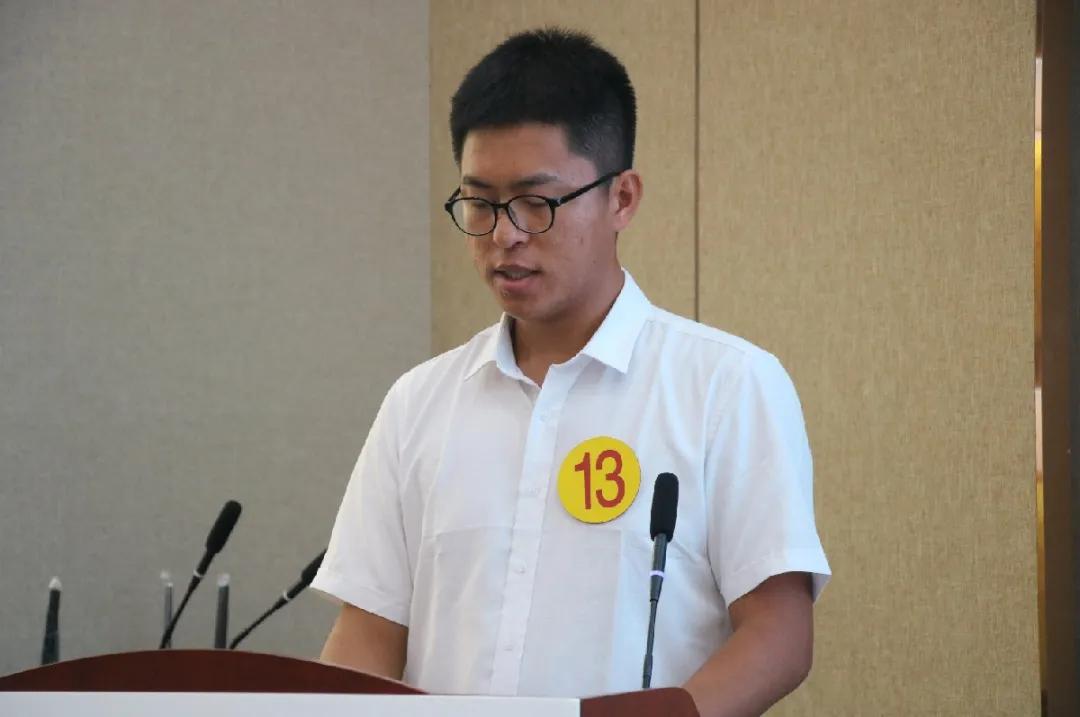 一建集团白家口片区举行2021年新员工转正定级工作总结汇报演讲